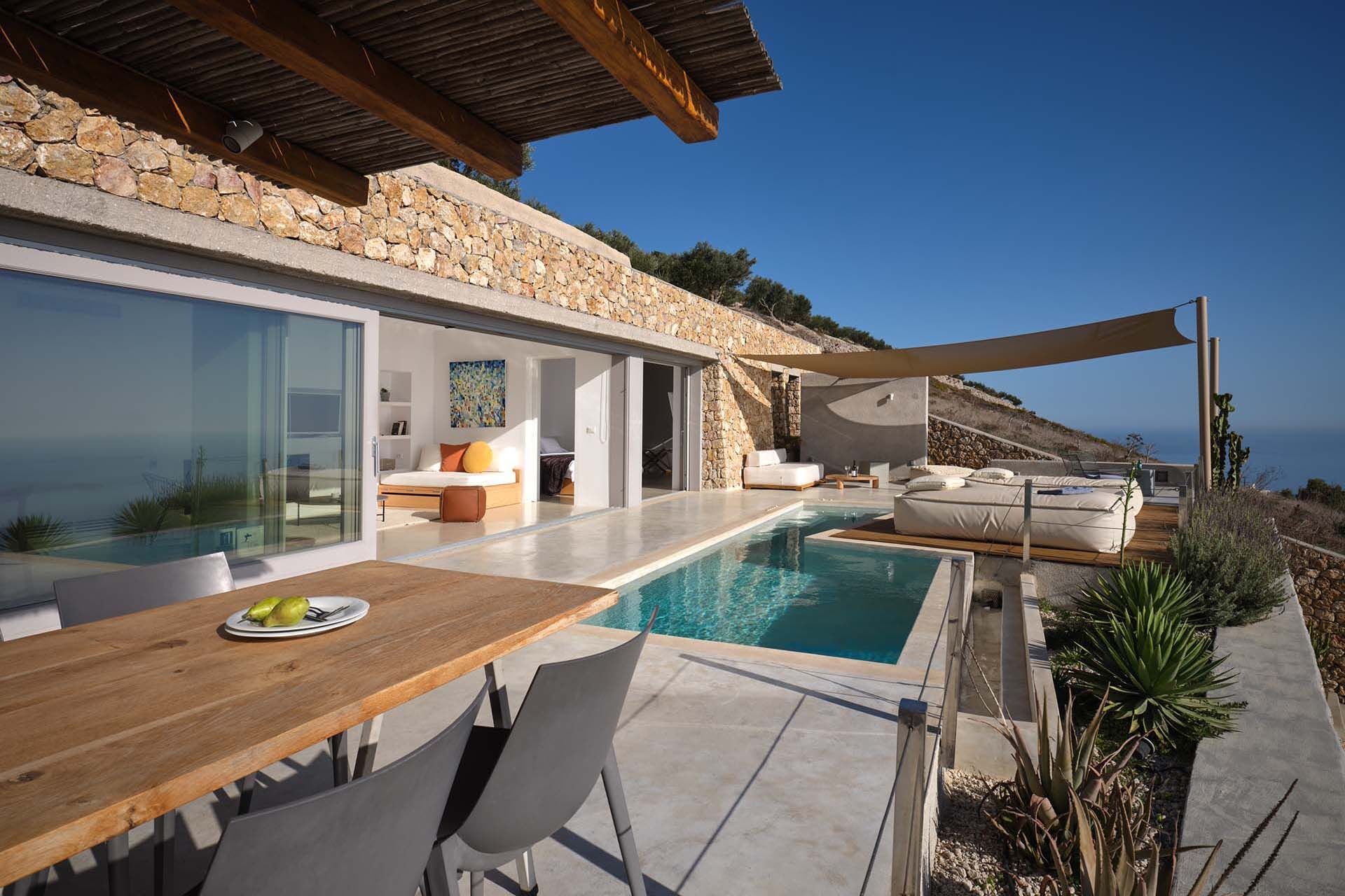 Santorini luxury villa Sunshine in Pyrgos Kallistis - 3