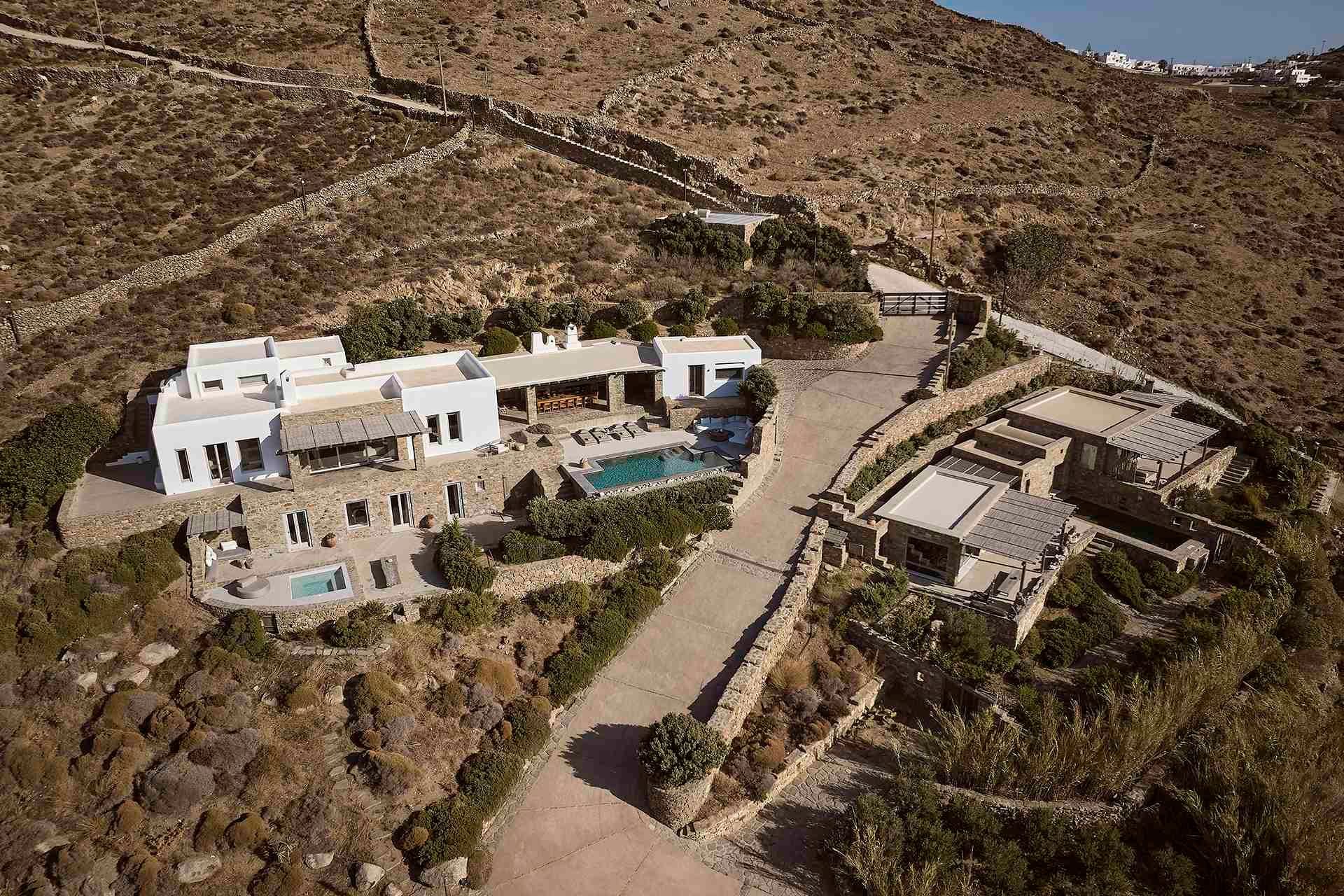 Mykonos luxury villa Sibylle in Ftelia - 3