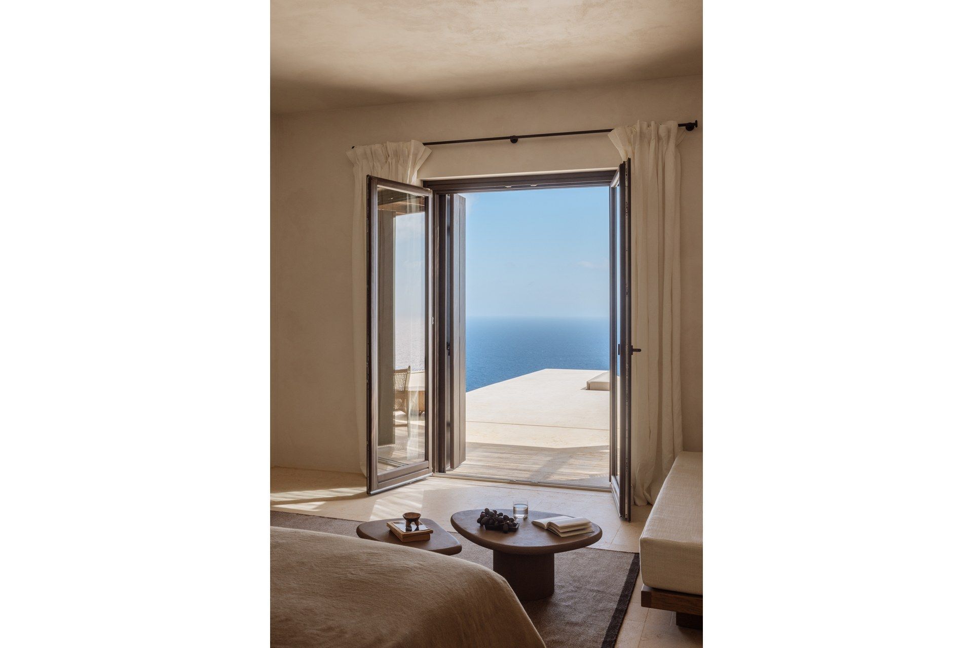 Folegandros luxury villa Ignis in Petousis - 3