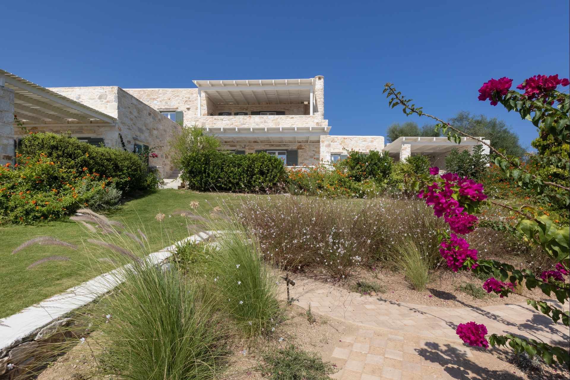 Paros luxury villa Dorothea in Santa Maria - 3