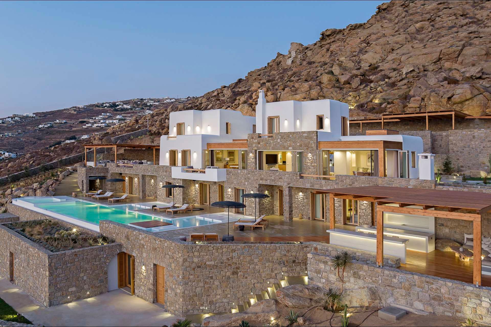 Mykonos luxury villa Chantelune in Houlakia - 12