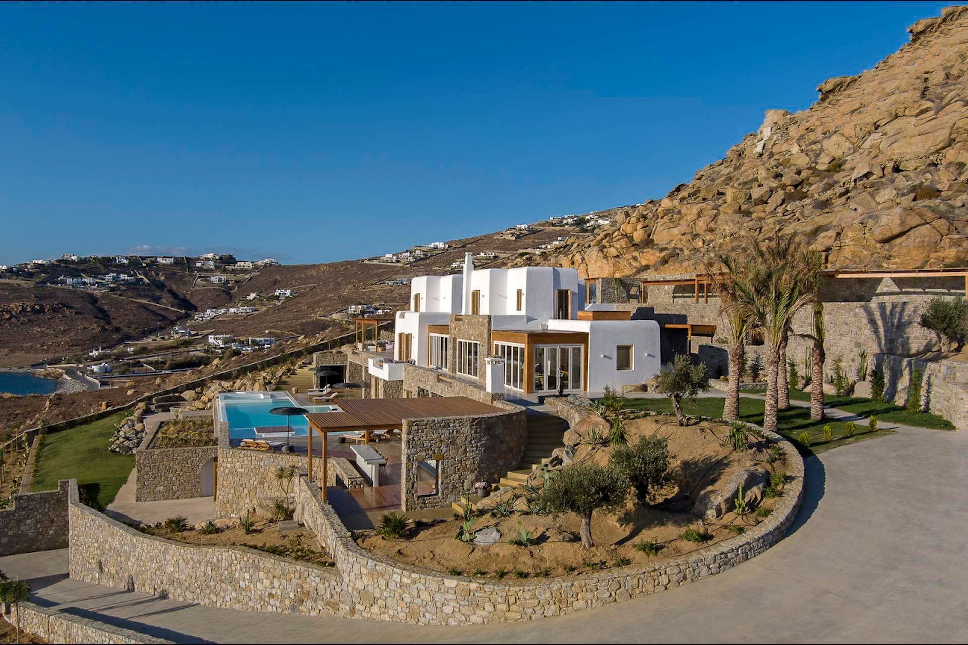 Mykonos luxury villa Chantelune in Houlakia - 14