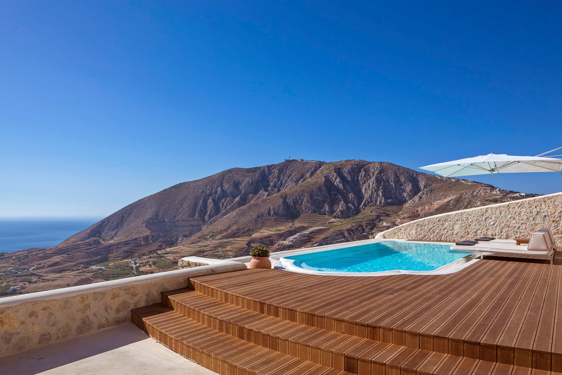 Santorini luxury villa Starling in Pyrgos Kalistis - 12