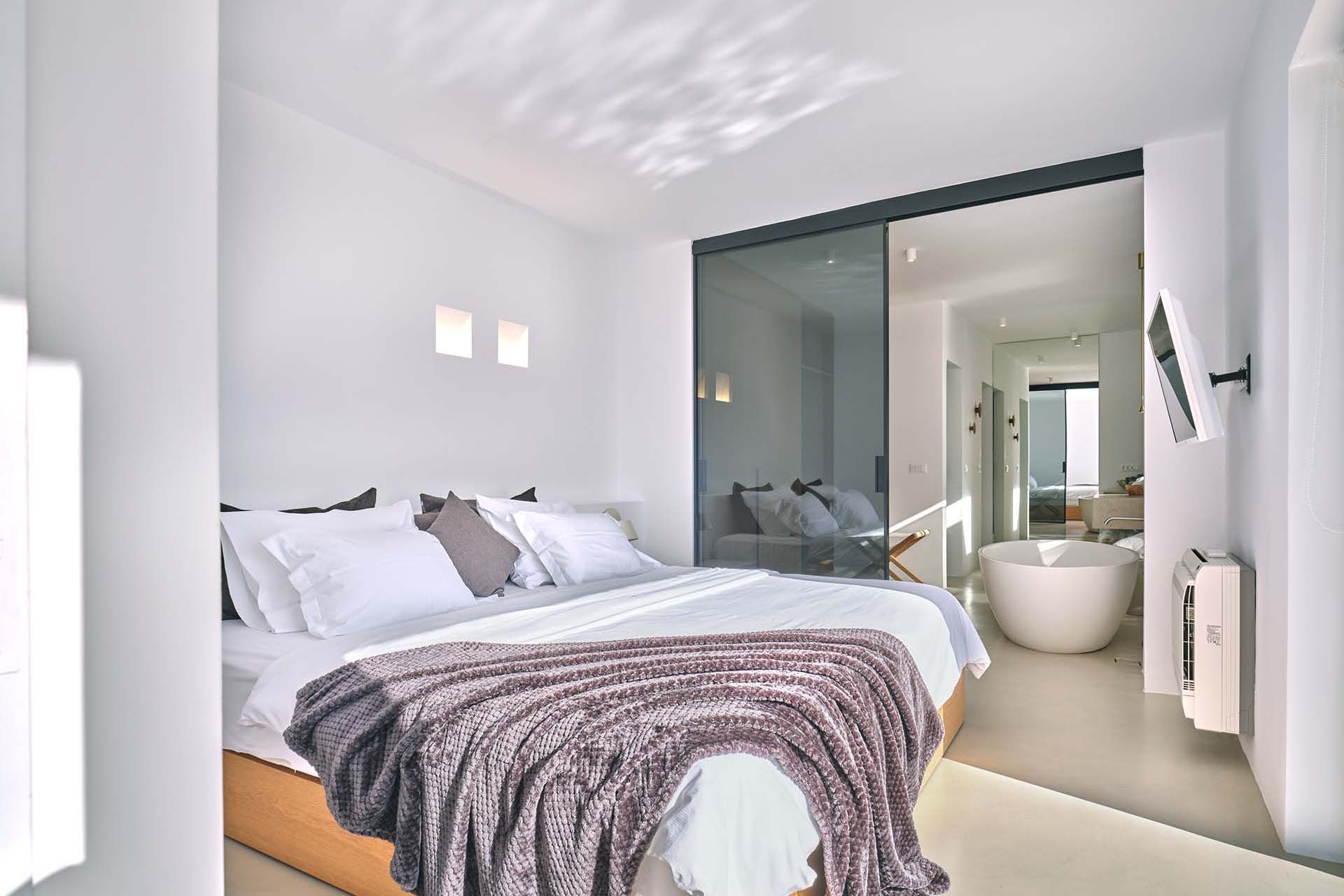 Santorini luxury villa Sunshine in Pyrgos Kallistis - 16