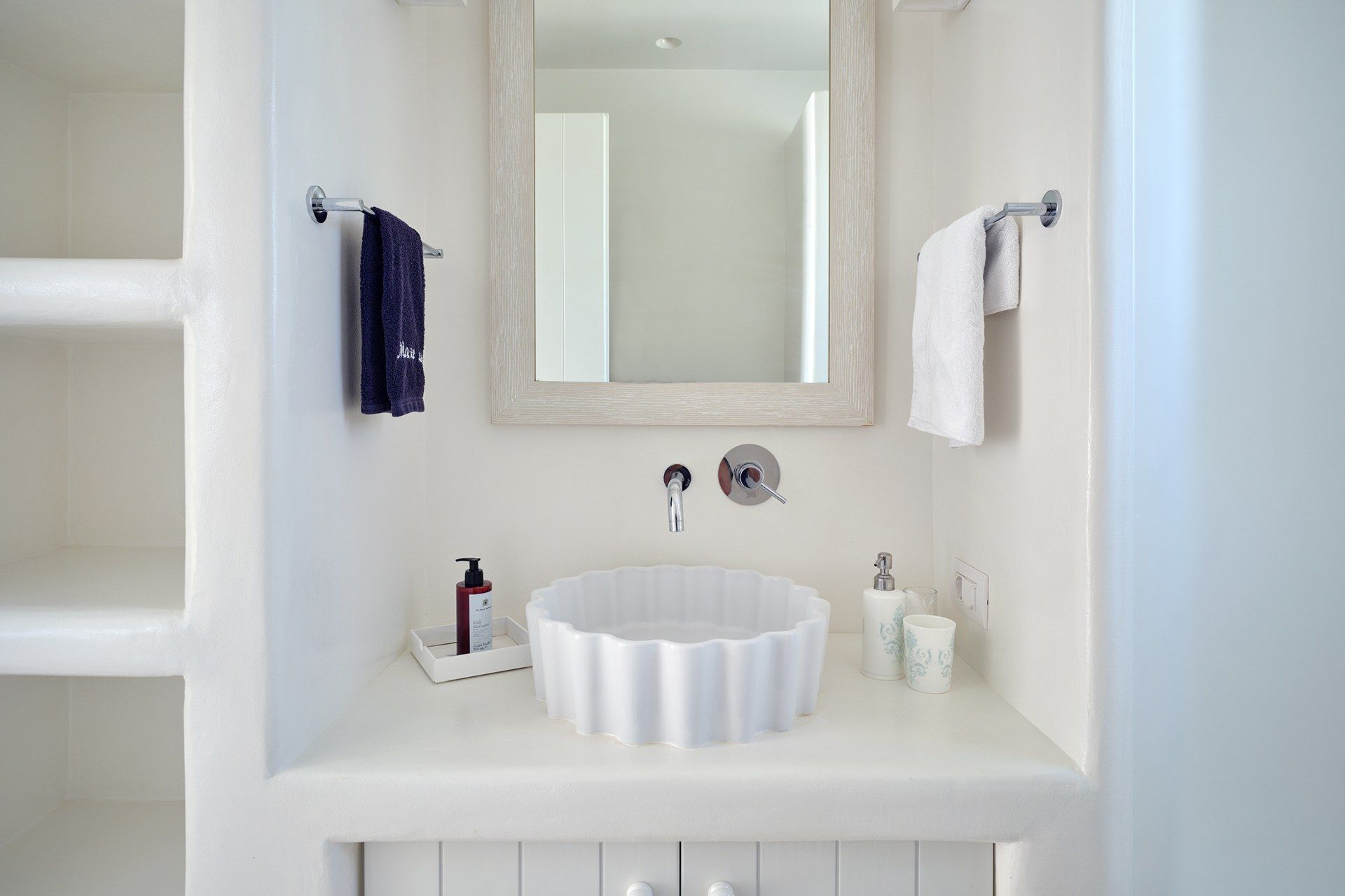 Paros luxury villa Majesty in Ambelas - 18