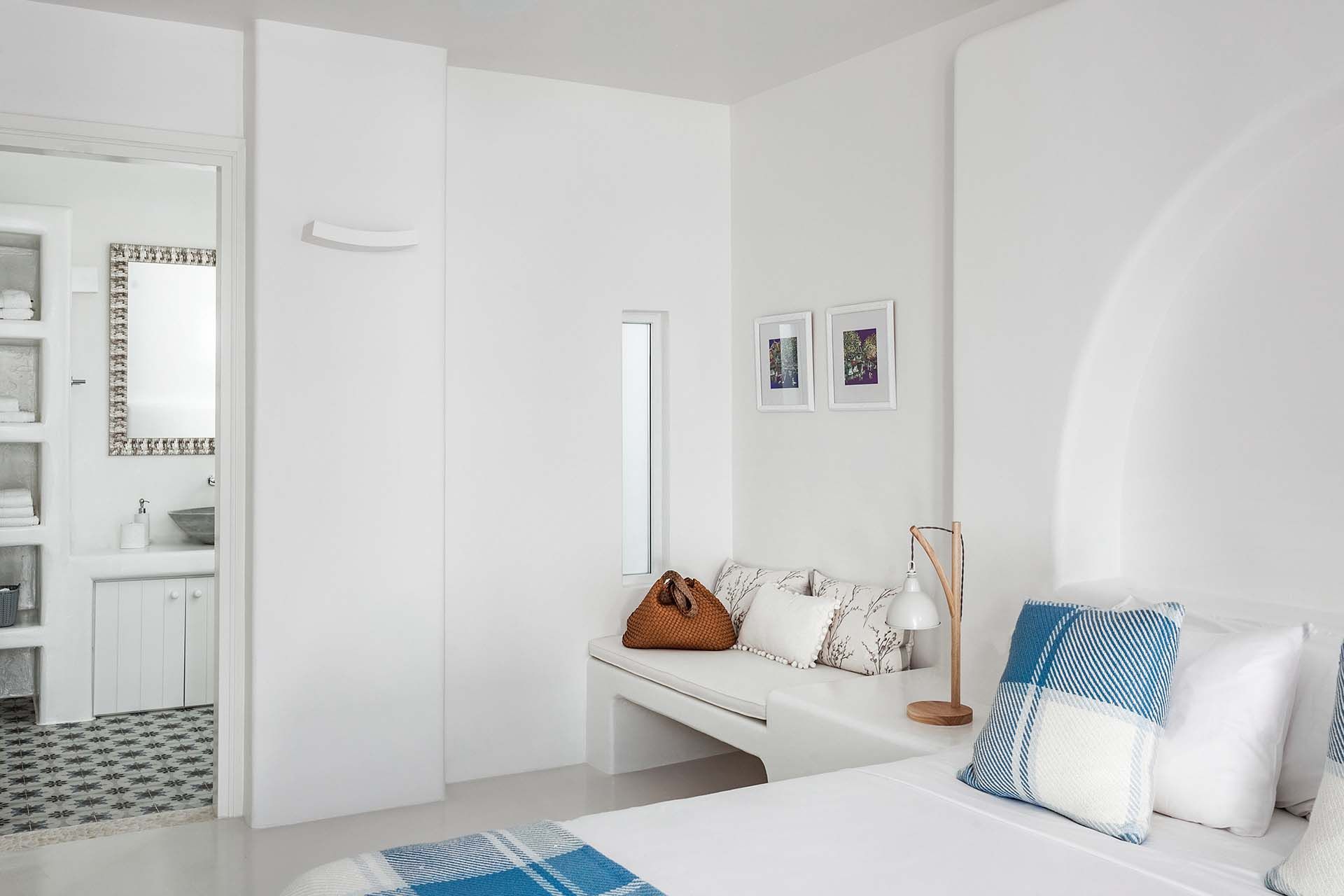 Paros luxury villa Peacock in Ambelas - 36