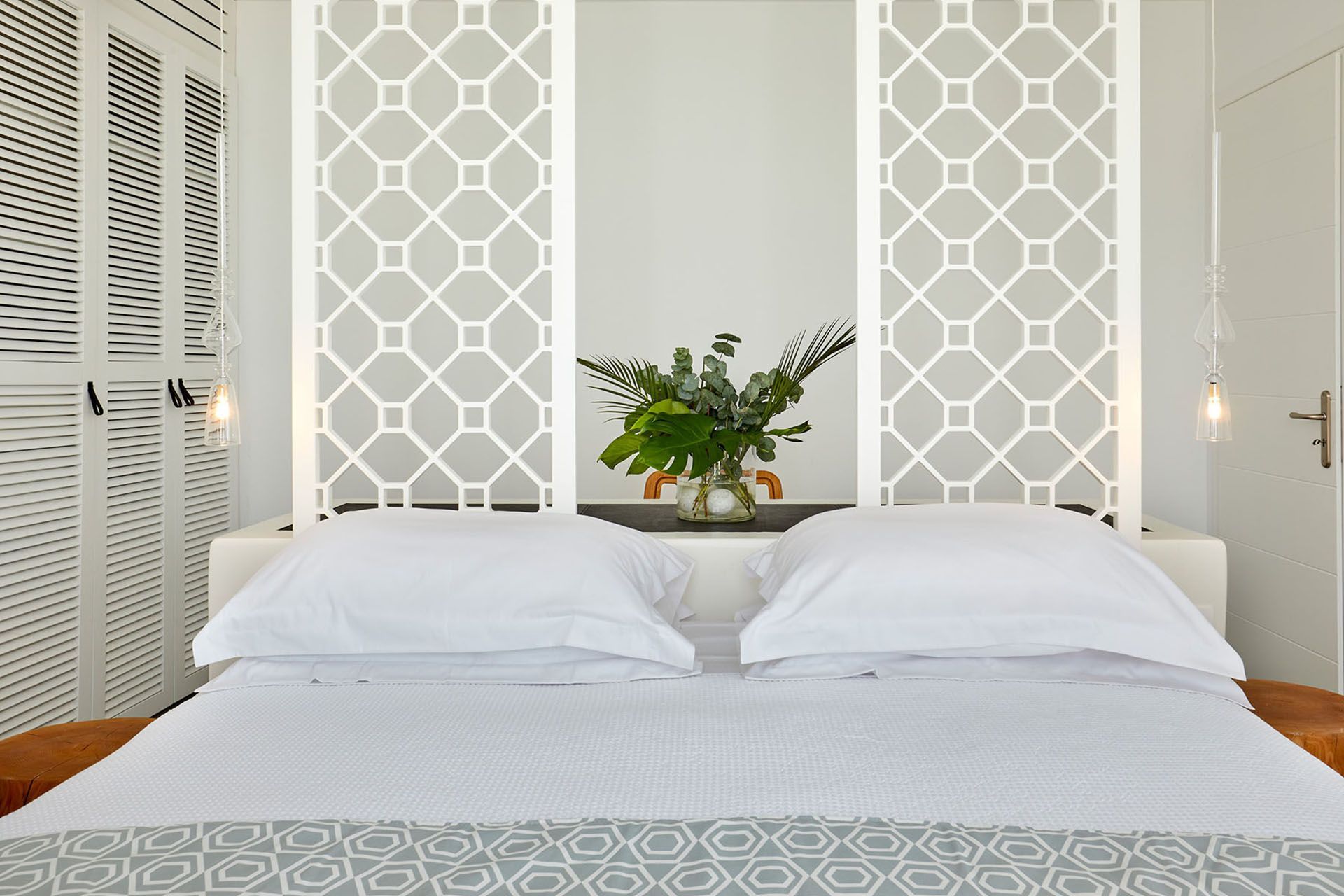 Santorini luxury villa Starling in Pyrgos Kalistis - 40