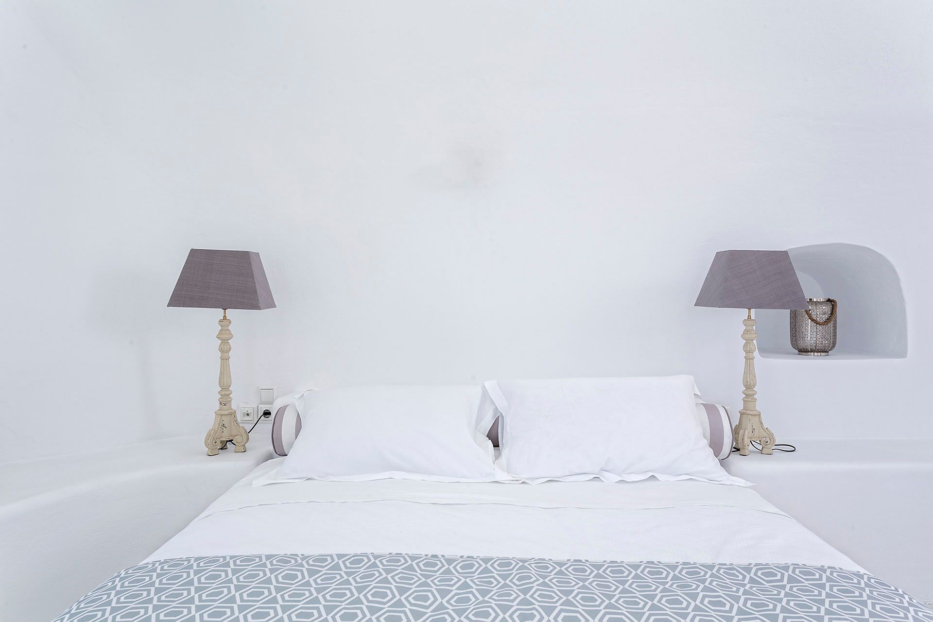 Santorini luxury villa Starling in Pyrgos Kalistis - 42